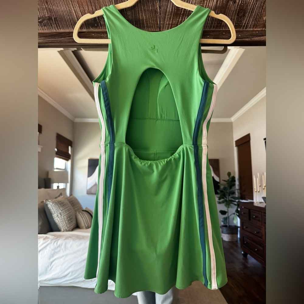 JoyLab Vibrant Green Mini Dress - Picture 4 of 6